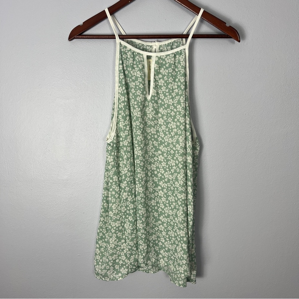 Perfect peach floral tank